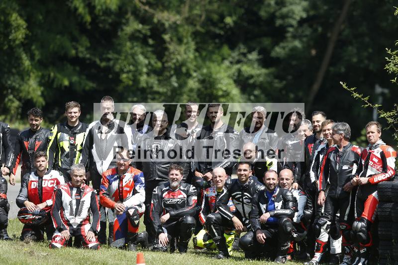 Archiv-2025/27 12.06.2025 Ducati Schweiz Trackday Warmup  ADR/Impressionen